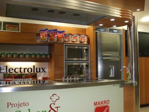 makro008
